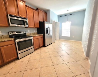 31251 Claridge Place - Photo Thumbnail 11