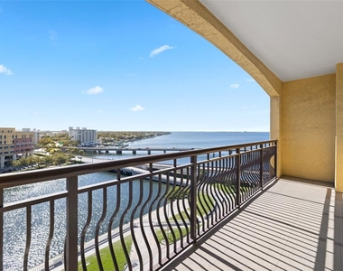 345 Bayshore Boulevard - Photo Thumbnail 12