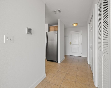 345 Bayshore Boulevard - Photo Thumbnail 13