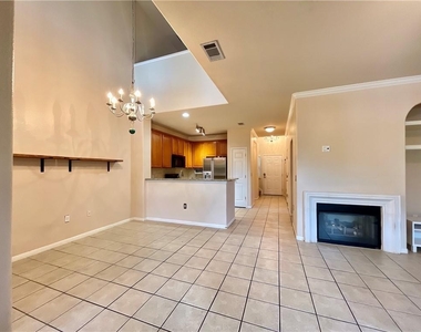 7708  San Felipe Blvd - Photo Thumbnail 9