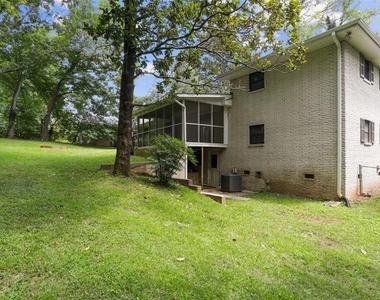 1367 Siesta Lane - Photo Thumbnail 19