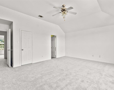 2709 Maci Court - Photo Thumbnail 16