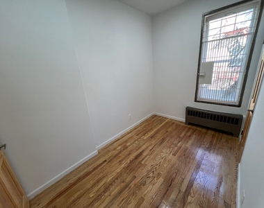 107 West 138th Street - Photo Thumbnail 8