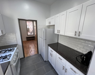 107 West 138th Street - Photo Thumbnail 4