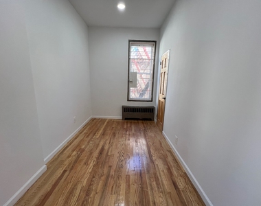 107 West 138th Street - Photo Thumbnail 6