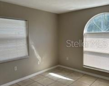 560 Imperial Place - Photo Thumbnail 10
