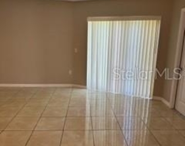 560 Imperial Place - Photo Thumbnail 5