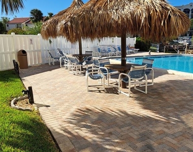 255 Dolphin Point - Photo Thumbnail 22