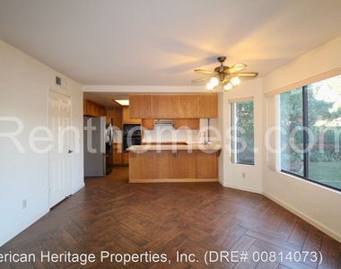 9556 Summerfield Street - Photo Thumbnail 4