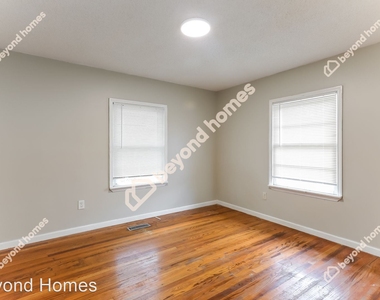 1048 Apple St - Photo Thumbnail 11