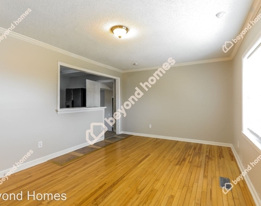 1048 Apple St - Photo Thumbnail 2