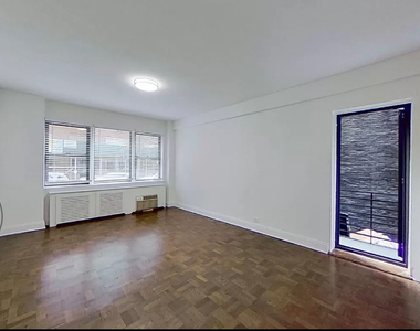 20 Beekman Place - Photo Thumbnail 6