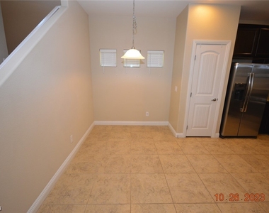 9614 Greensburg Avenue - Photo Thumbnail 8