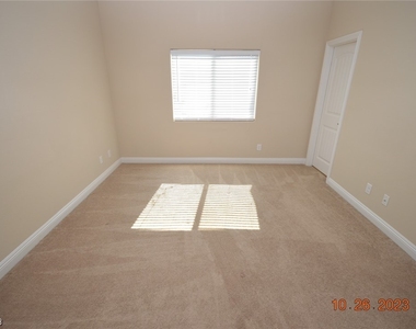 9614 Greensburg Avenue - Photo Thumbnail 24