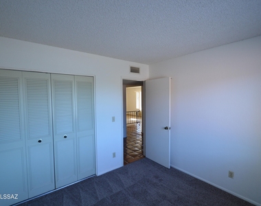 9425 E Colette Street - Photo Thumbnail 9