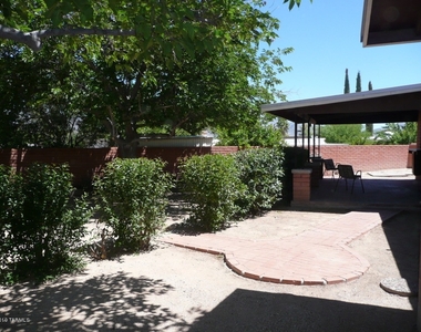 9425 E Colette Street - Photo Thumbnail 2