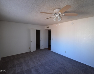 9425 E Colette Street - Photo Thumbnail 7