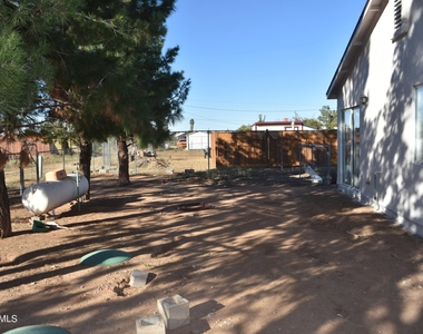 10234 S Sandstone Drive - Photo Thumbnail 17