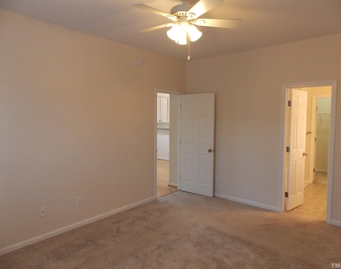 11217 Lofty Heights Place - Photo Thumbnail 12