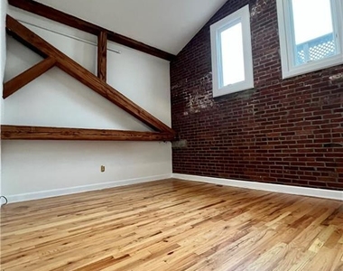 134 Washington Street - Photo Thumbnail 7