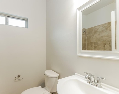 4315 Bernal Drive - Photo Thumbnail 12