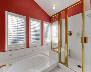 6740 Corie Lane - Photo Thumbnail 10