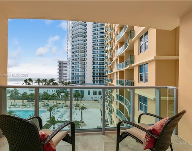 2501 S Ocean Dr - Photo Thumbnail 19