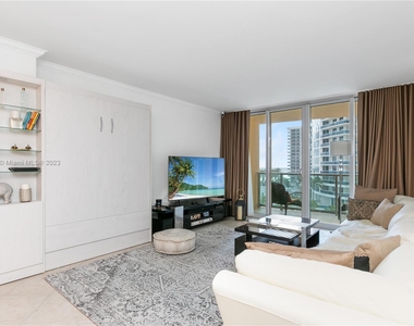 2501 S Ocean Dr - Photo Thumbnail 3