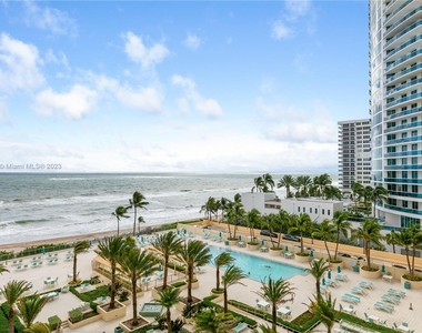 2501 S Ocean Dr - Photo Thumbnail 22