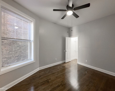 906 W. Montrose, Unit 5 - Photo Thumbnail 8