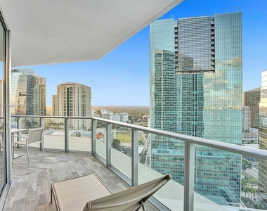 1300 Brickell Bay Dr - Photo Thumbnail 36