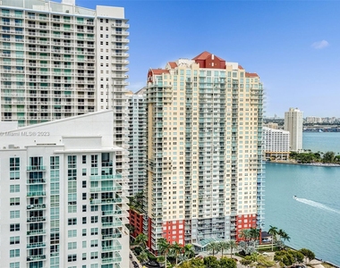 1300 Brickell Bay Dr - Photo Thumbnail 42