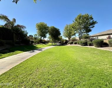 785 W Village Parkway - Photo Thumbnail 24