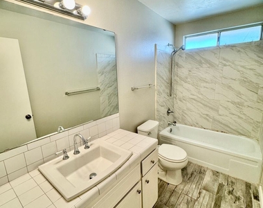 1516 E Swift & 1533 E Austin Way - Photo Thumbnail 6