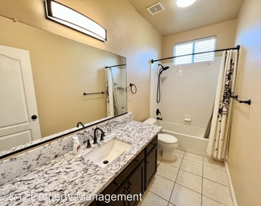 4644 W Michigan Ave, Fresno, Ca 93722 - Photo Thumbnail 5