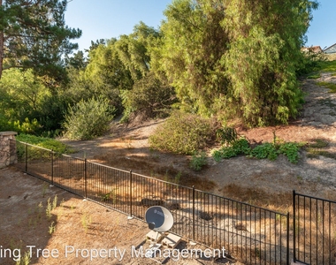 12059 Alta Carmel Ct. #168 - Photo Thumbnail 26