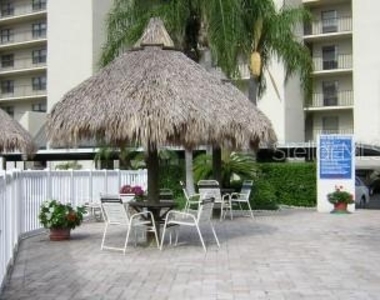 2900 Cove Cay Drive - Photo Thumbnail 12