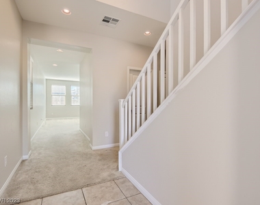 9715 Treeline Run Avenue - Photo Thumbnail 2