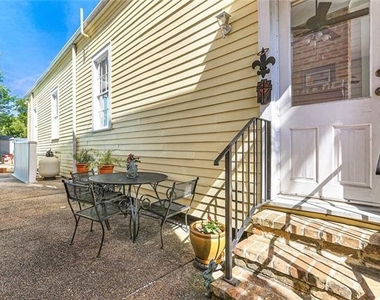 1112 Gen Taylor Street - Photo Thumbnail 7