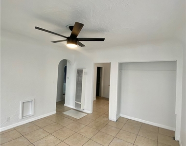 2651 S Cloverdale Ave - Photo Thumbnail 11