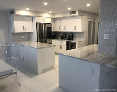 3900 Galt Ocean Dr - Photo Thumbnail 3