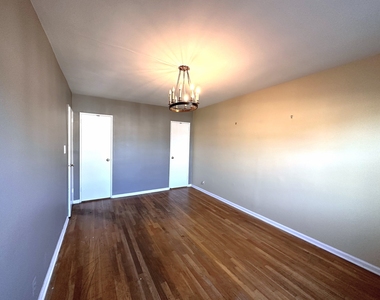 25-17 75th Street - Photo Thumbnail 7