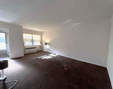 25-17 75th Street - Photo Thumbnail 3