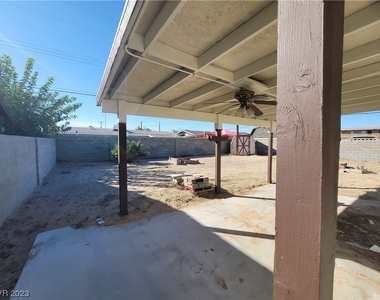 4321 El Conlon Avenue - Photo Thumbnail 5