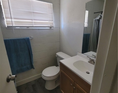 1319 Exley Avenue - Photo Thumbnail 28