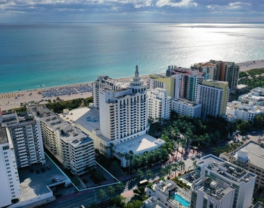 1623 Collins Ave - Photo Thumbnail 31