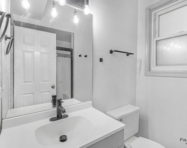 1528 W Chestnut Street - Photo Thumbnail 5