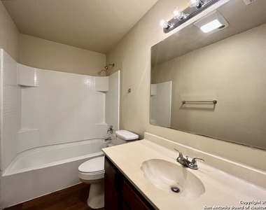 5803 Joiner Dr - Photo Thumbnail 10