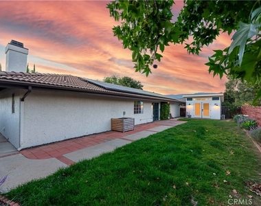 11790 Silver Spur Street - Photo Thumbnail 41