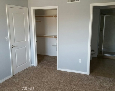 1401 Lomita Boulevard - Photo Thumbnail 5